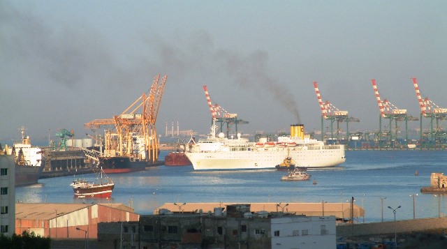 Approvement of Procedures Dealing with Reducing accidents related to injuries at Ma'alla Wharves  - Aden.December 29, 2015 