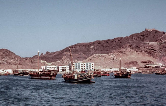 Handling more than 63 thousand tons through dhows during 2021 