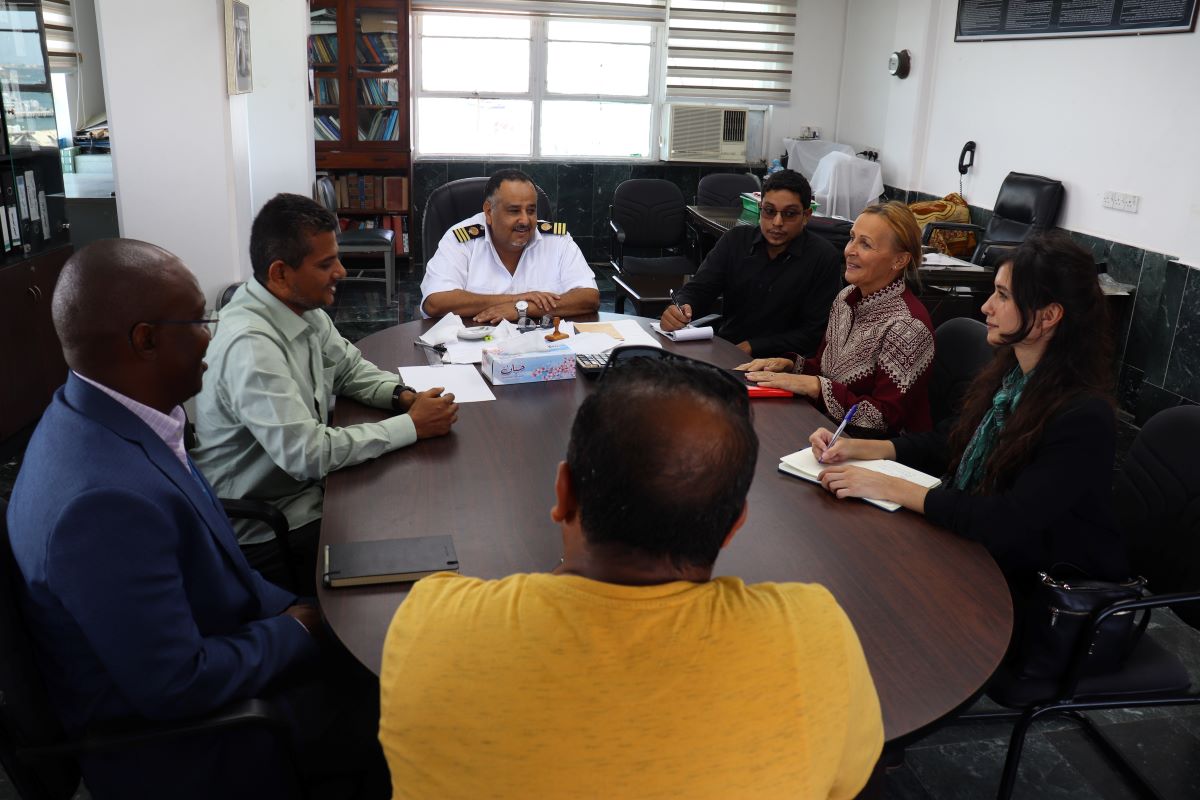 They expressed the importance of stimulating the economy.. The German and French chancellors on a visit to the Port of Aden